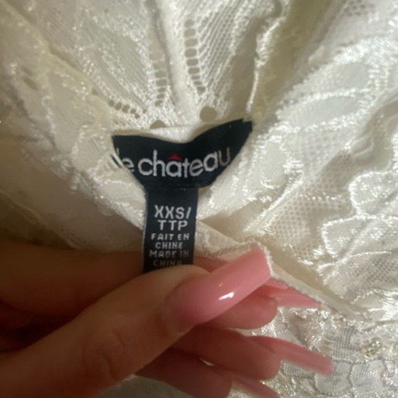 Detailed Le Chateau dress - Picture 4 of 4